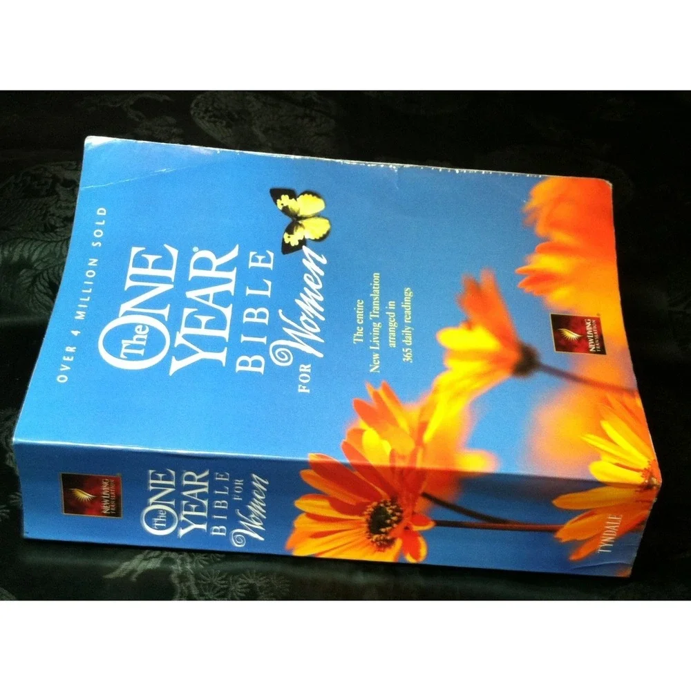 The One Year Bible For Women -‎ The New Living Translation